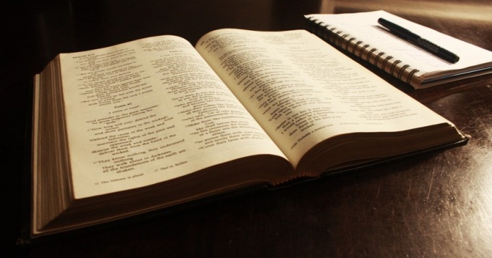 Metode Menafsir Alkitab